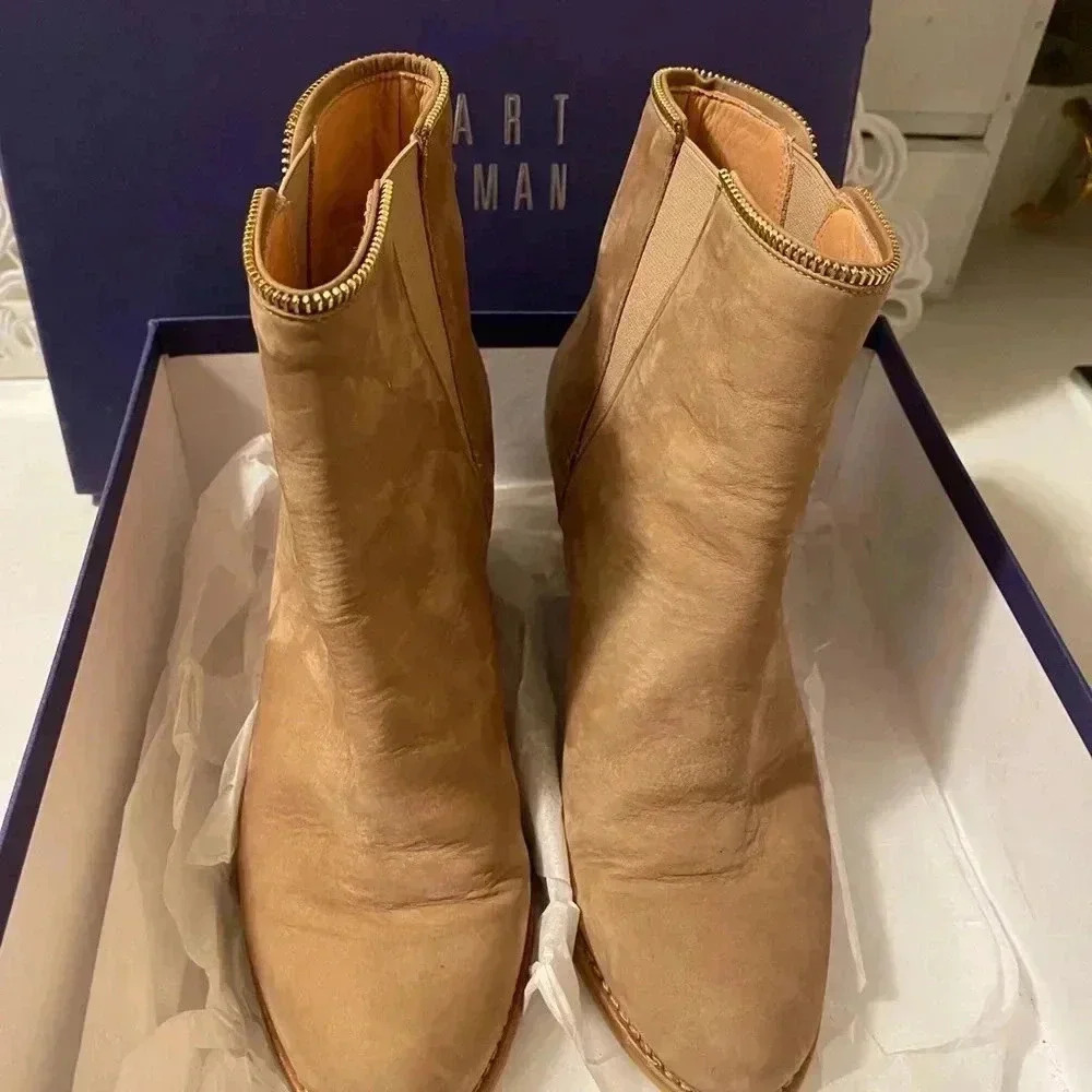 Sturt Weitzman  tan color suede leather booties come with box - Picture 12 of 15